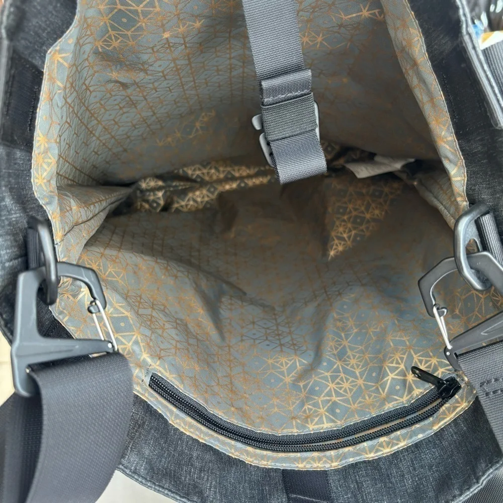 Mantisyoga The Balance Tote Yoga Bag - Picture 10 of 12